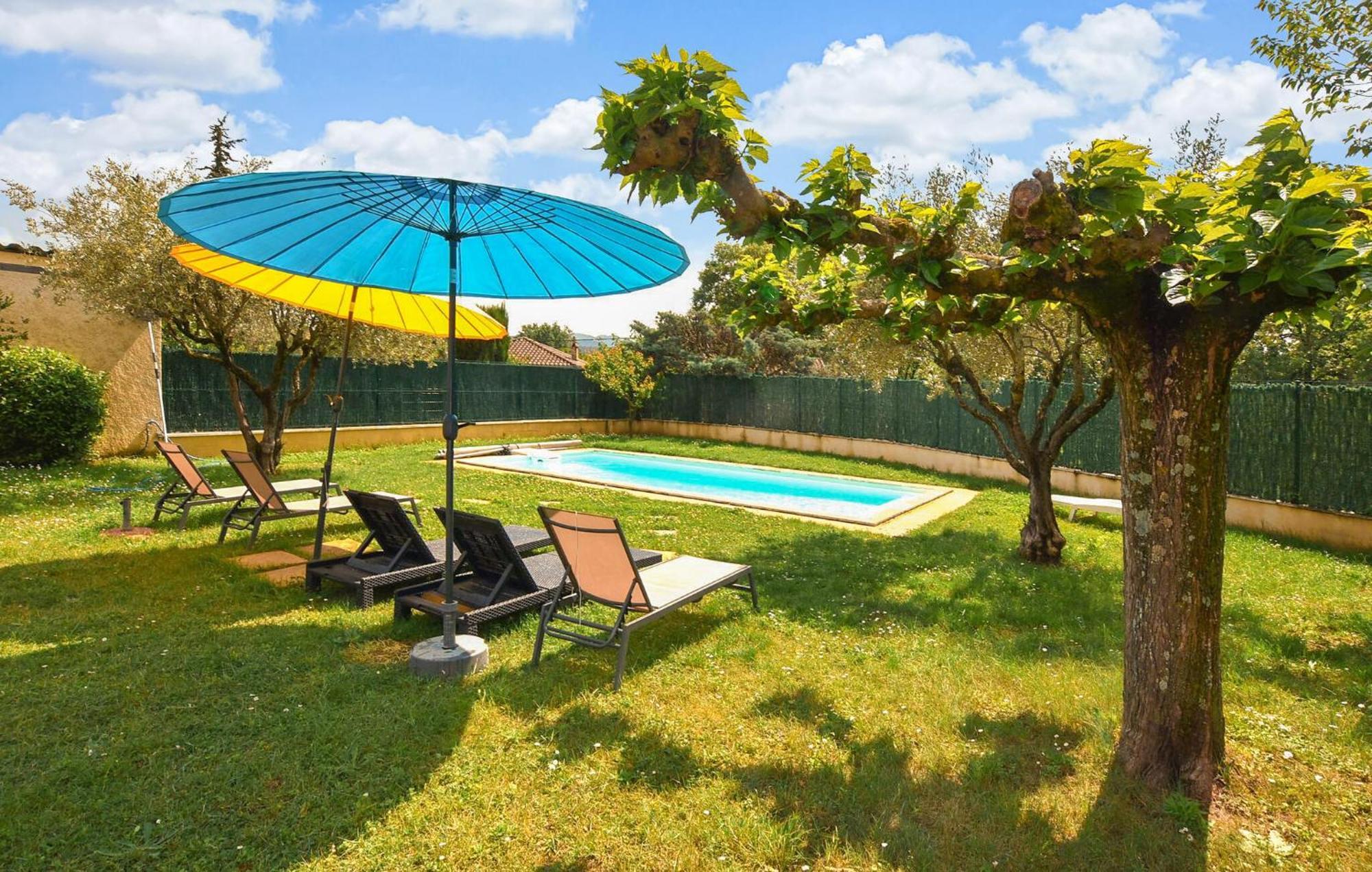 Beautiful Home In Vaison-La-Romaine Bagian luar foto